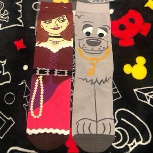 DISNEY SOCKS PIRATES CARIBBEAN DOG NEW WITH TAGS GIFT HOLIDAY DISNEYLAND CLOTHES